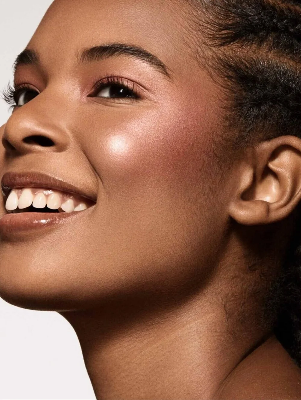 Fenty Beauty Demi Glow Light Diffusing Highlighter Bronzer – Java Jitters